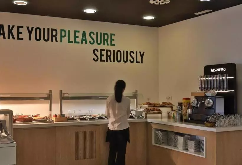 هتل Boutique Minister 4sup