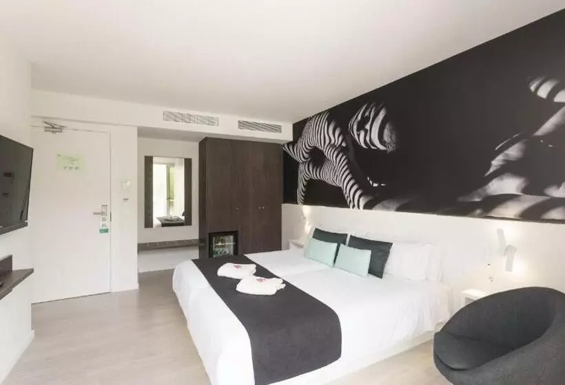 هتل Boutique Minister 4sup