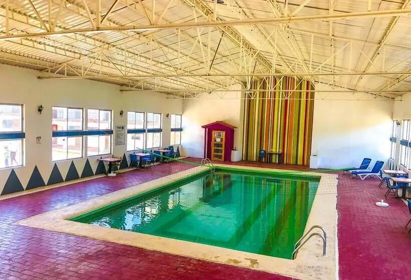 فندق Cascada Inn