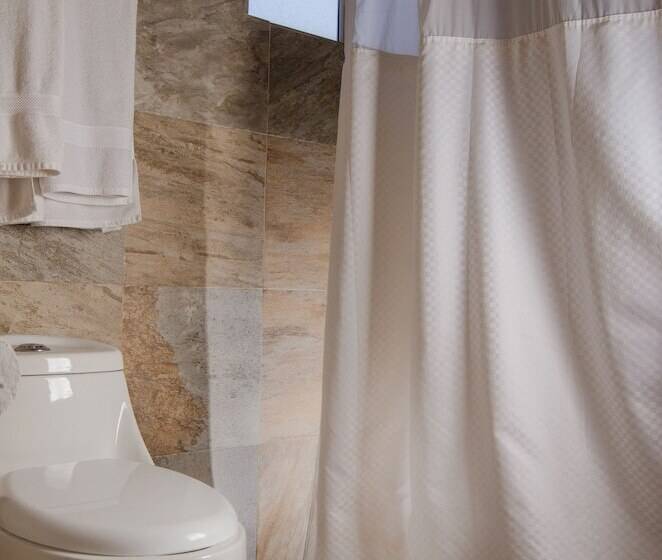 فندق Cascada Inn