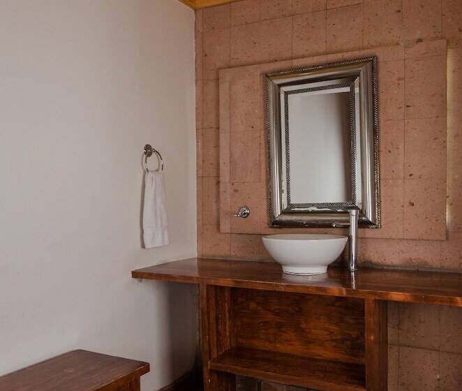 فندق Cascada Inn