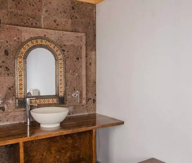 فندق Cascada Inn