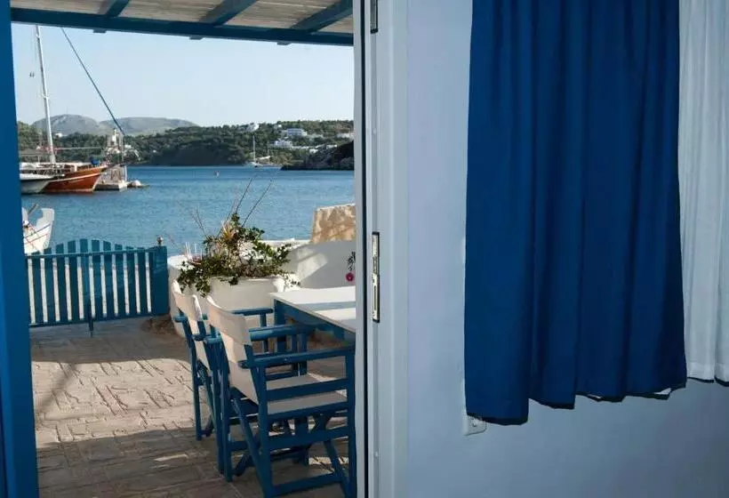 هتل Castelo Beach