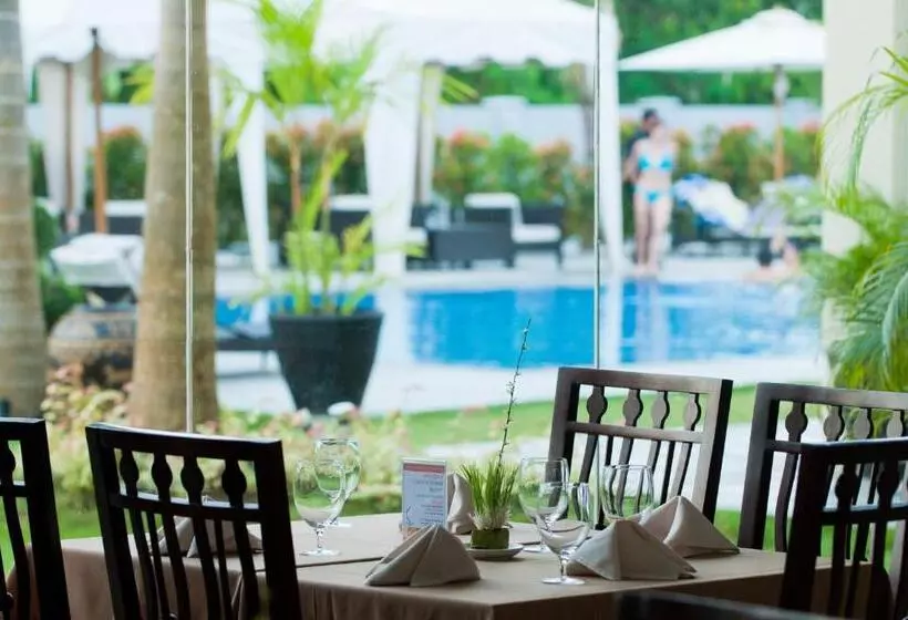 בית מלון כפרי Centro Puerto Princesa Near Airport