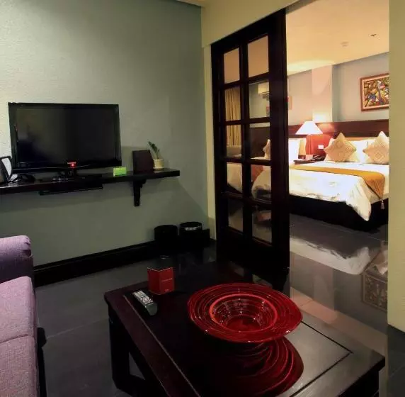 בית מלון כפרי Centro Puerto Princesa Near Airport