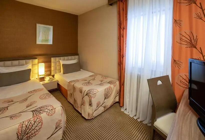 Hotelli Dorukkaya Ski & Mountain Resort