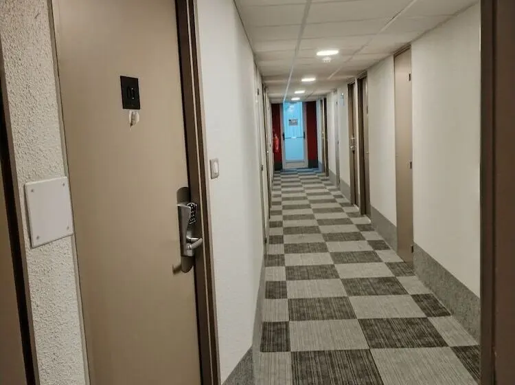 هتل Inn Design Montluçon