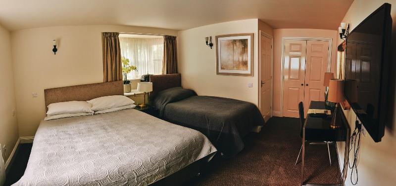 فندق The Hatchet Inn