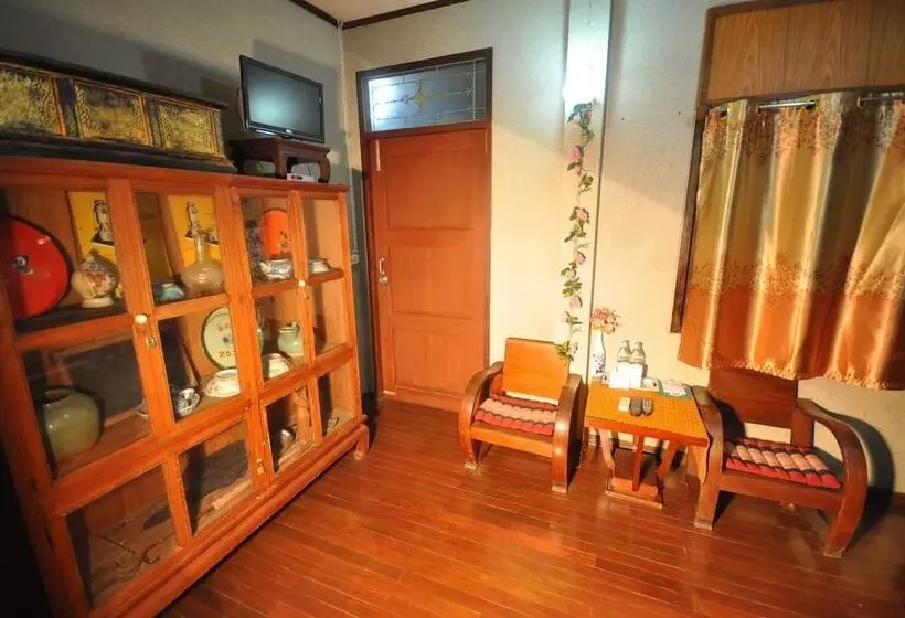 فندق The Sixty At Ayutthaya