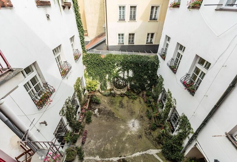 Prague Siesta Apartments