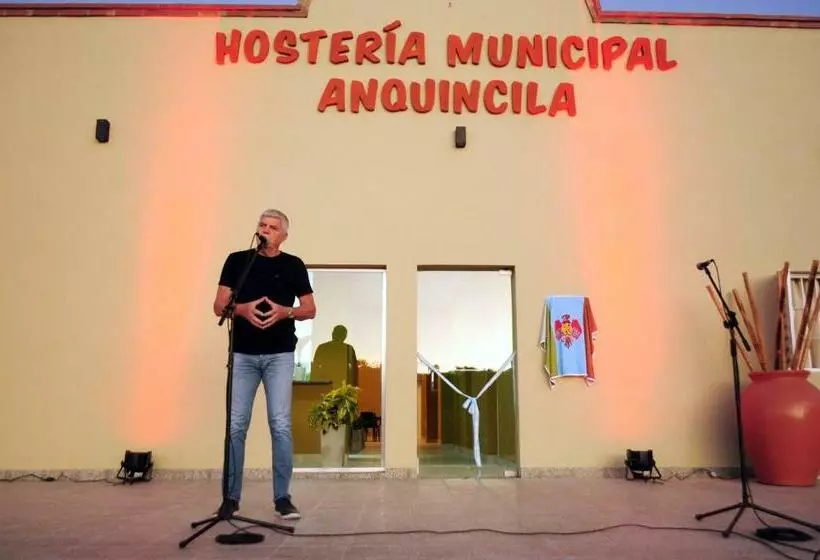 ユースホステル Hosteria De Anquincila