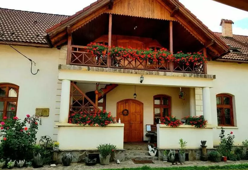 Aamiaismajoitus (B&B) Enikő Vendégház