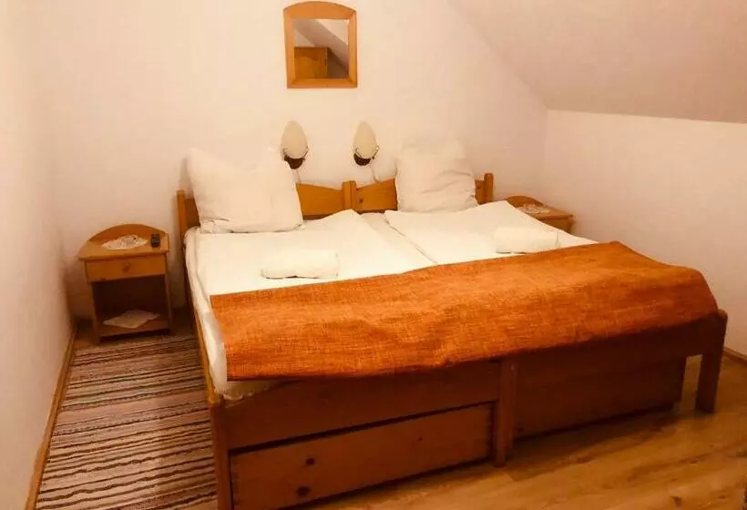 Aamiaismajoitus (B&B) Enikő Vendégház