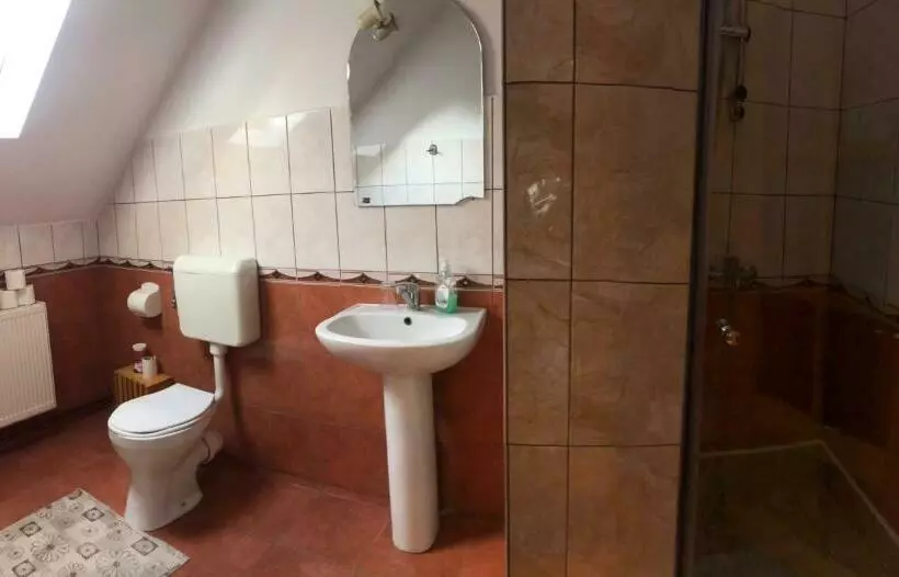Aamiaismajoitus (B&B) Enikő Vendégház