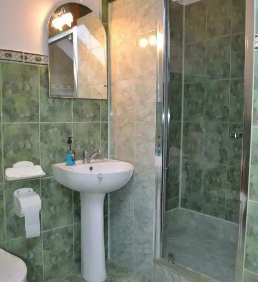 Aamiaismajoitus (B&B) Enikő Vendégház
