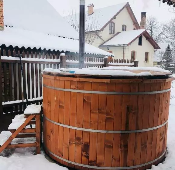 Aamiaismajoitus (B&B) Enikő Vendégház