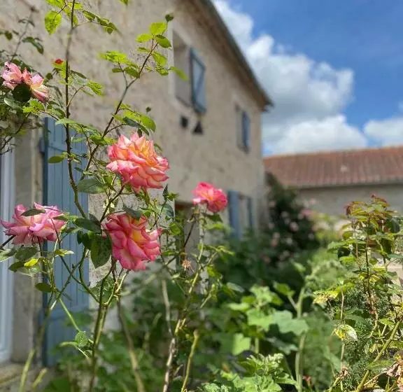 ホテル Domaine De Villot