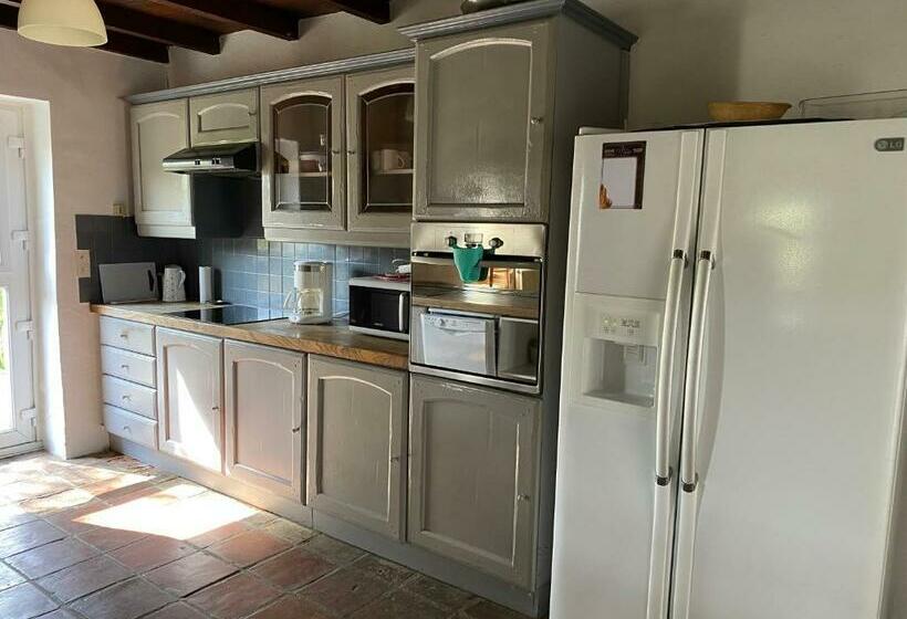 Отель Domaine De Villot