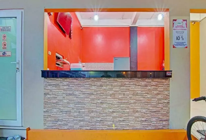 Hotelli Oyo 91949 Ameera Homestay Syariah