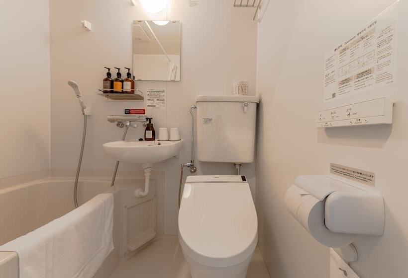 Hotell R9 The Yard Sakai