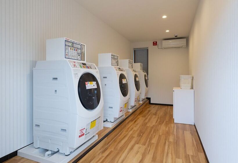 Hotell R9 The Yard Sakai