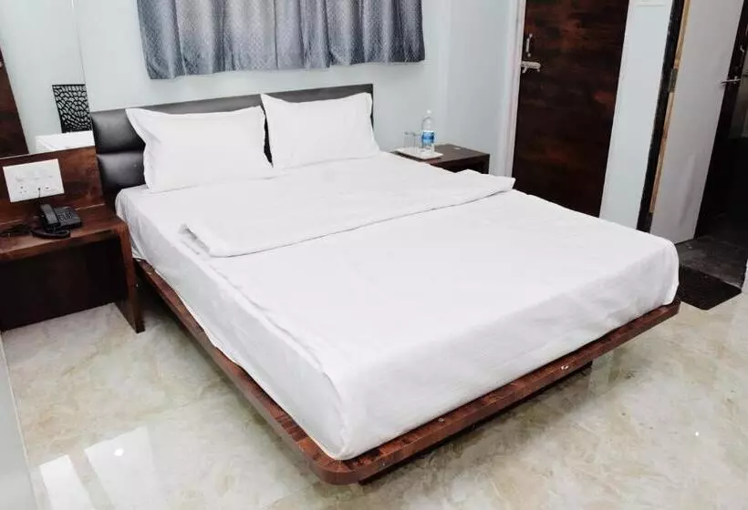 Hotelli Shankar Residency, Akkalkot