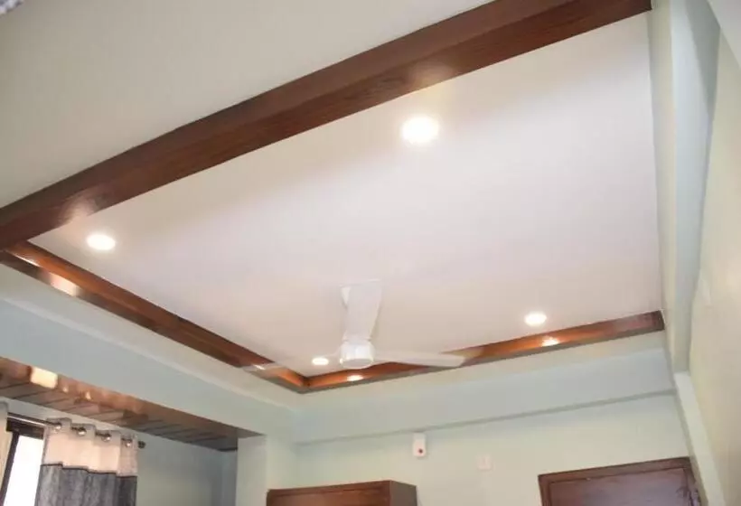 Hotelli Shankar Residency, Akkalkot