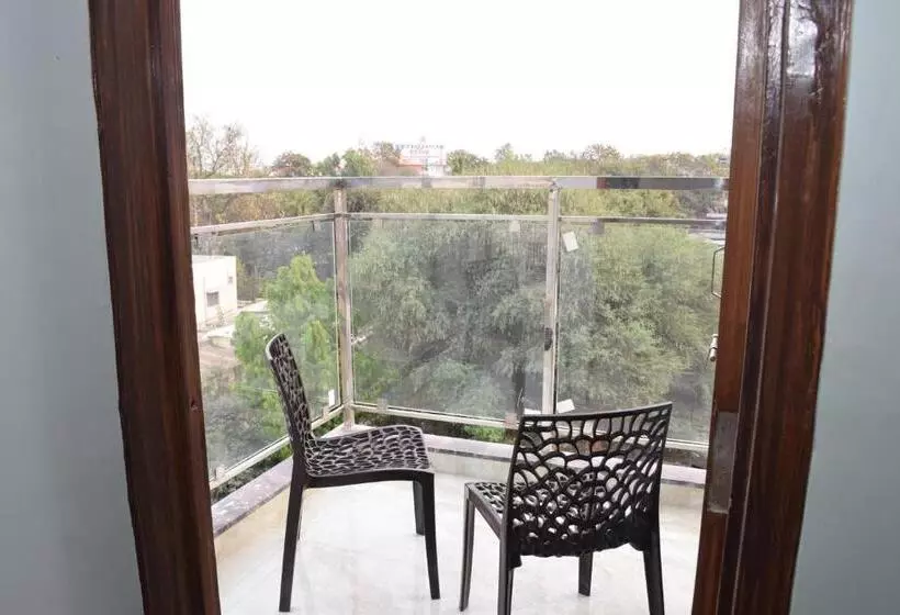 Hotelli Shankar Residency, Akkalkot