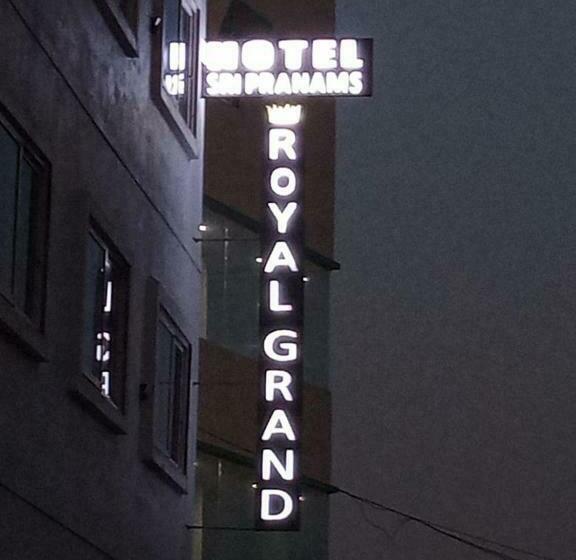 ホテル Sri Pranams Royal Grand