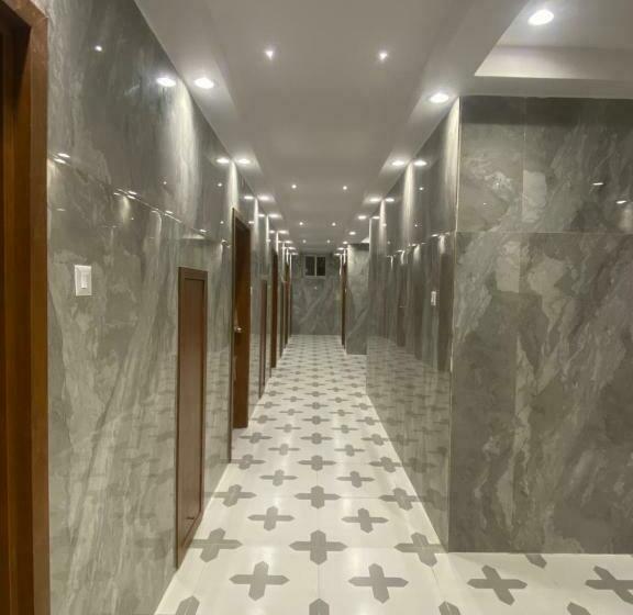 ホテル Sri Pranams Royal Grand