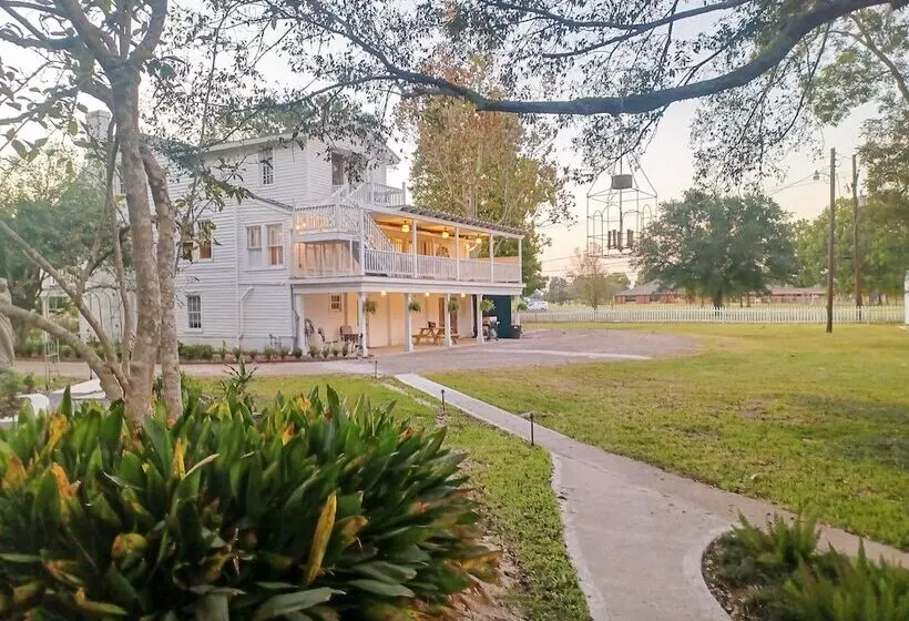 Marguerite Bed And Breakfast