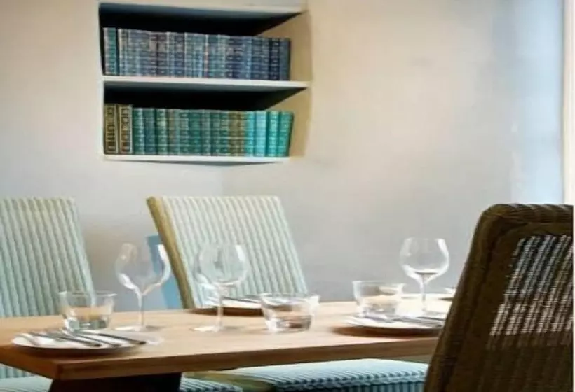 민박 The Anchor Inn