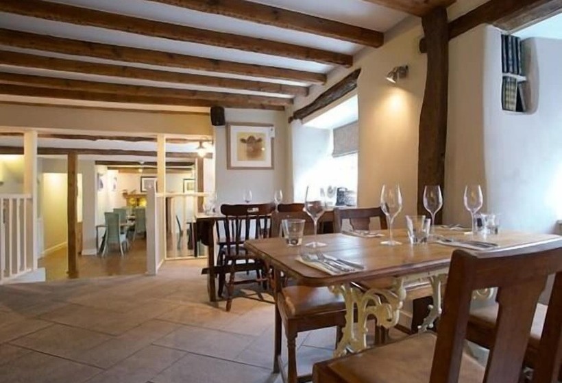 مبيت وإفطار The Anchor Inn