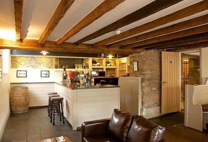 مبيت وإفطار The Anchor Inn