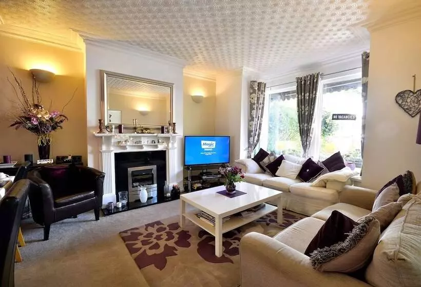 Bed and Breakfast North Bay Guest House