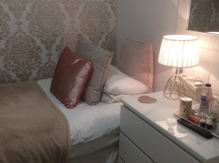 צימר North Bay Guest House