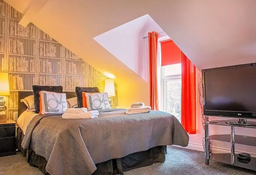 Bed and Breakfast North Bay Guest House