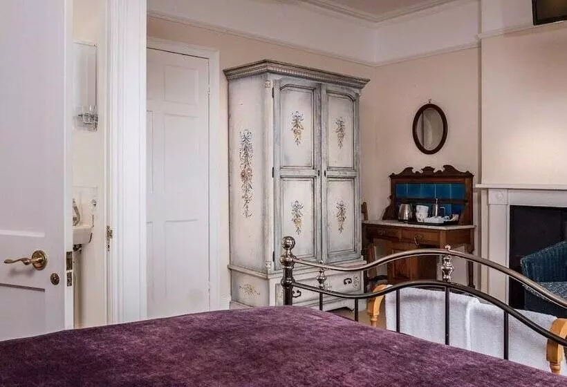 The Old Vicarage B&b