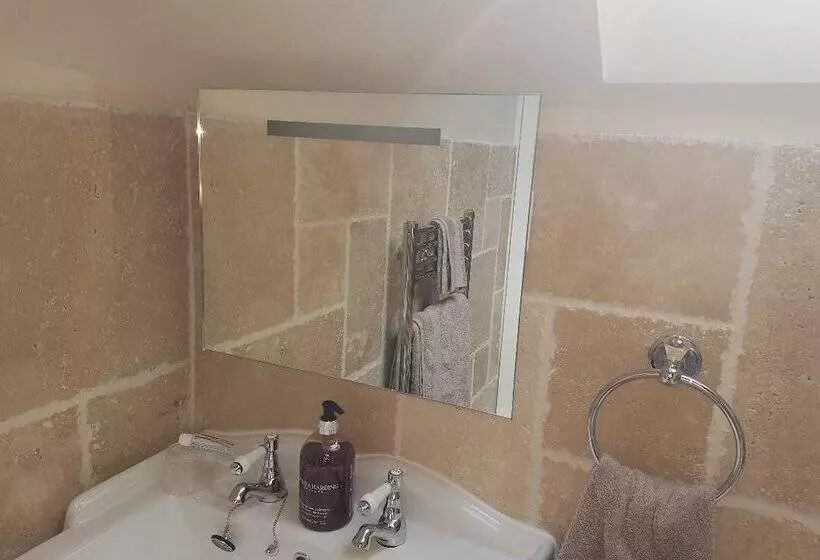 Station House Lanark Bed And Breakfast