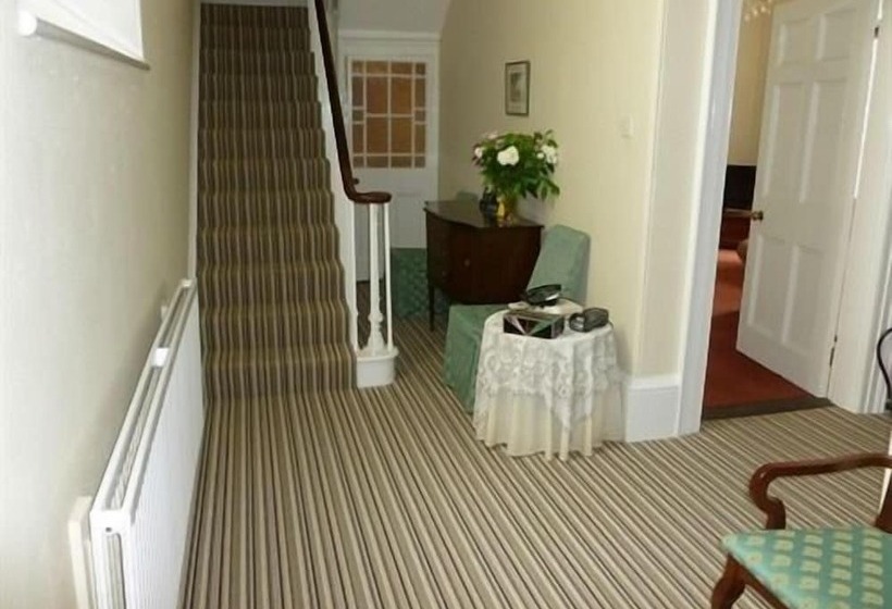 مبيت وإفطار Taw Vale