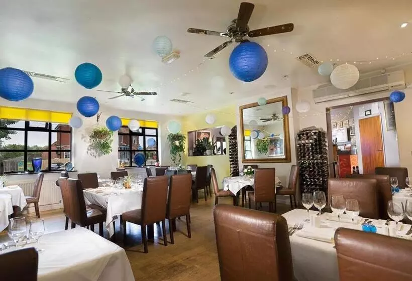 住宿加早餐  The Bakery Restaurant With Rooms