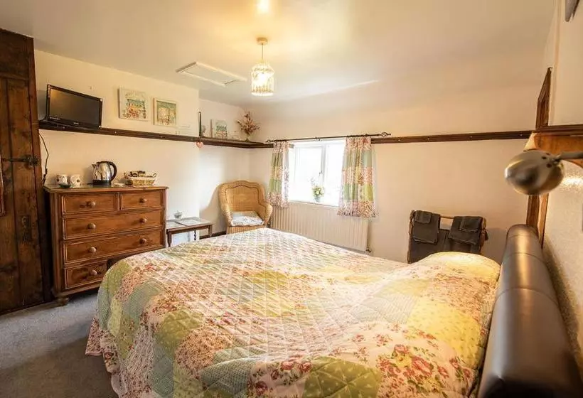 Brecks Cottage Bed And Breakfast