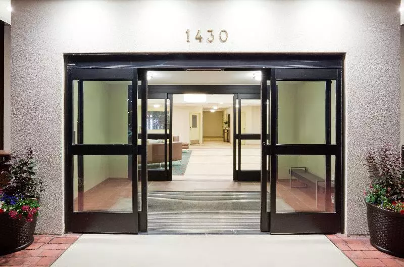 فندق Candlewood Suites Dickinson, An Ihg