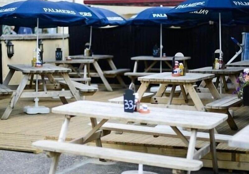 Отель Cobb Arms