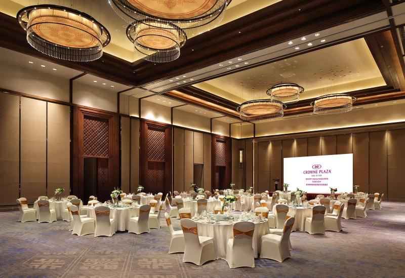 호텔 Crowne Plaza Resort Xishuangbanna Parkview By Ihg