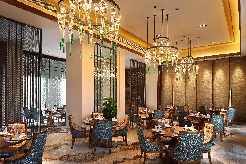 호텔 Crowne Plaza Resort Xishuangbanna Parkview By Ihg