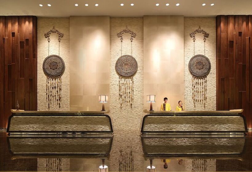 호텔 Crowne Plaza Resort Xishuangbanna Parkview By Ihg