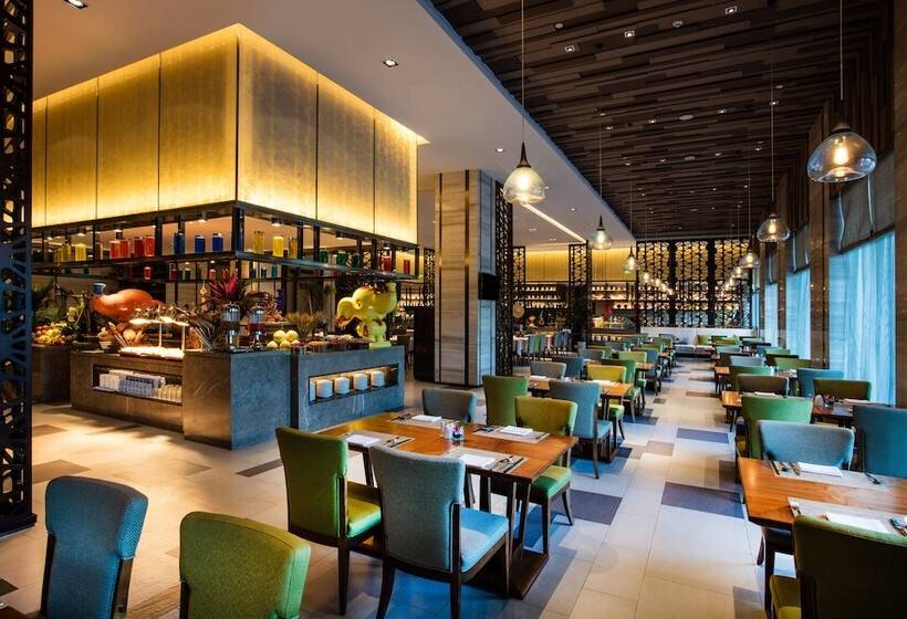 호텔 Crowne Plaza Resort Xishuangbanna Parkview By Ihg