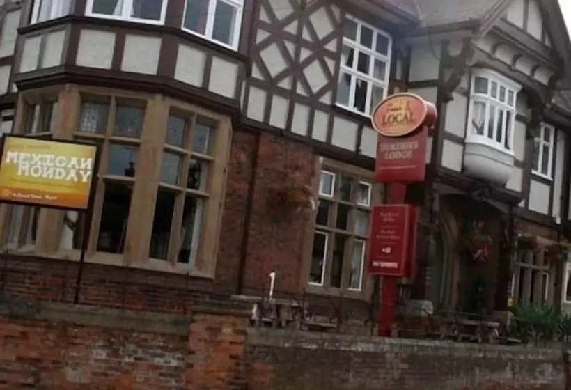 Отель The Dukeries Lodge, Edwinstowe, Nottinghamshire