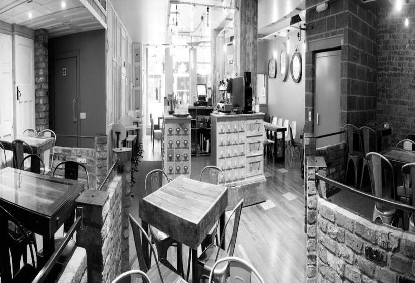 בית מלון כפרי Forty One